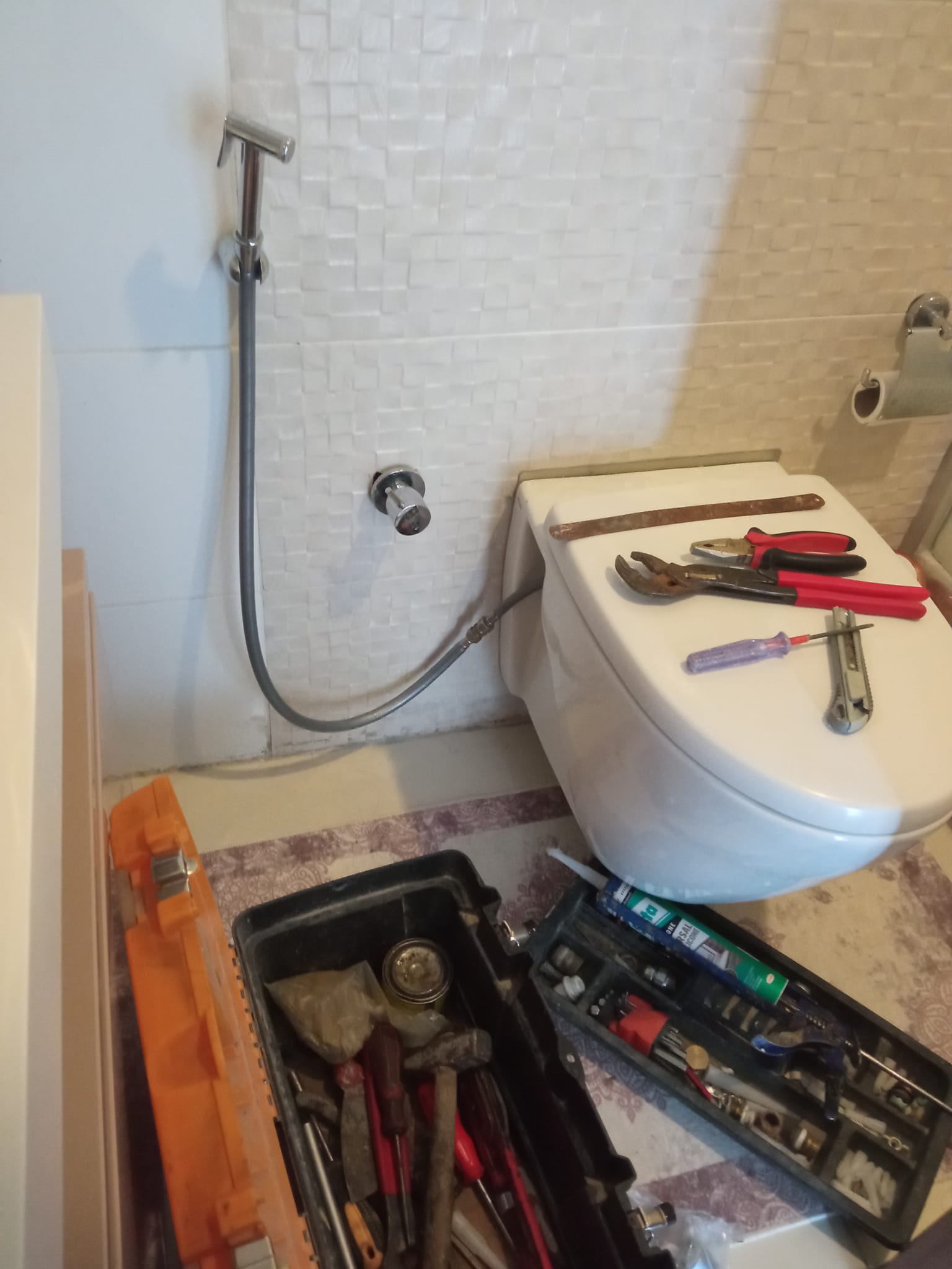 Klozet Tamiri ve Sızdırma Onarımı Mersin’de Usta Ellerde